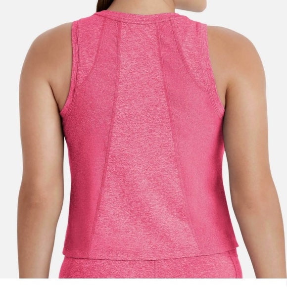 Members mark OUTFIT - Picture 4 of 8